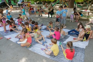 Праздник для беженцев из Украины от ростовских микрофинансистов